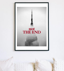 Lámina "not the end". Composición by Lorem Ipsum Brand. Tamaño 30x40cm. Impresión digital en papel reciclado 200gr. 